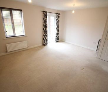 3 Bedroom House - Semi-Detached - Photo 3