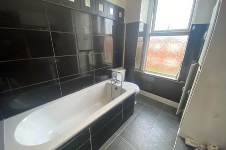 Ascot Terrace - Photo 3