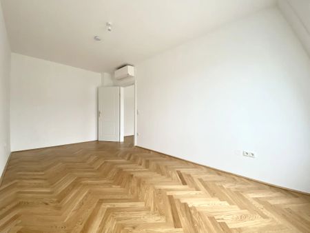 Hochwertig sanierte 2-Zimmer-DG-Wohnung in bester Innenstadtlage - Foto 4