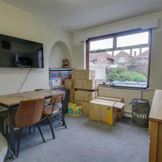 Astley Road, Clacton-on-sea, CO15 - Photo 1