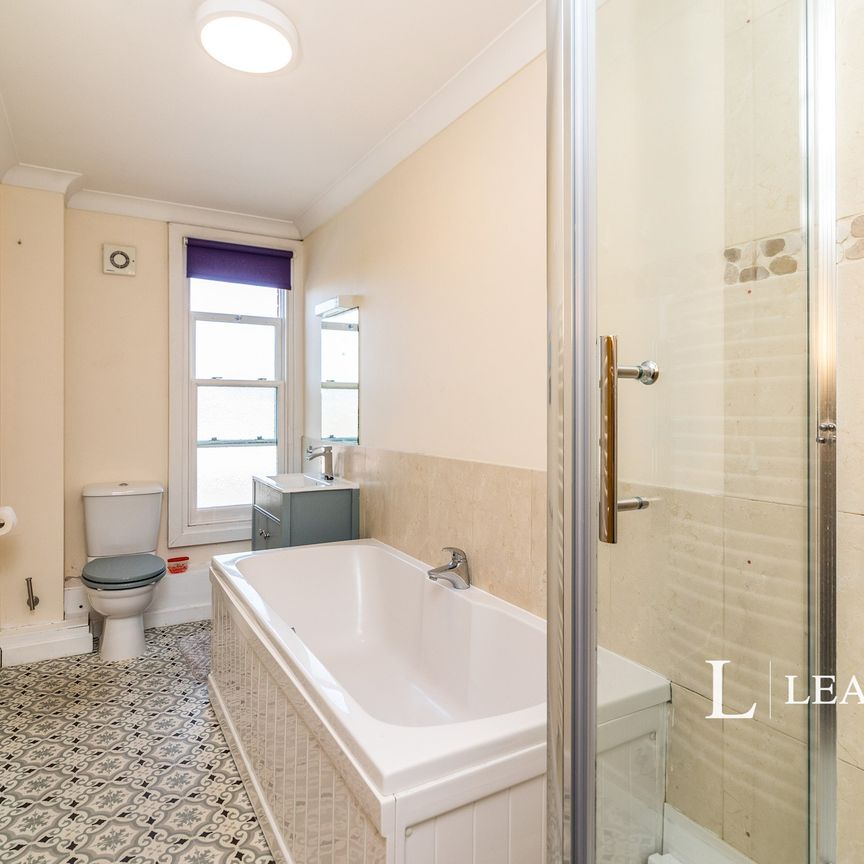 2 bedroom apartment to rent Suffolk Road, Lowestoft, Suffolk, NR32 - Photo 1