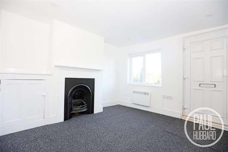 Beccles Road, Lowestoft, NR33 - Photo 3