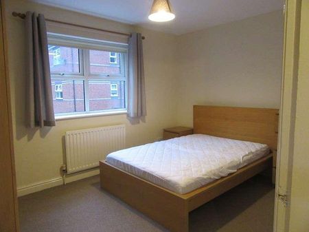 Alexandra Road South, Manchester, M16 - Photo 2