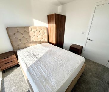 3 bedroom apartment to rent - Photo 3