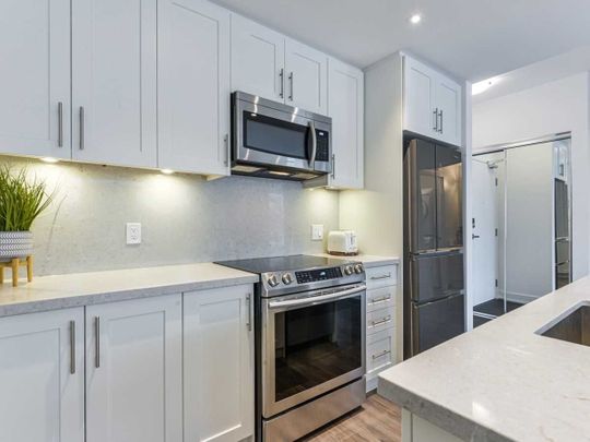 For Lease - 375 Sea Ray Avenue Unit# 212, Innisfil, Ontario - Photo 1