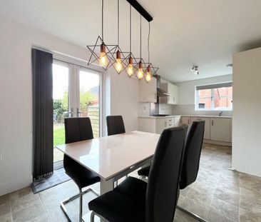 3 bedroom detached house to rent - Photo 4