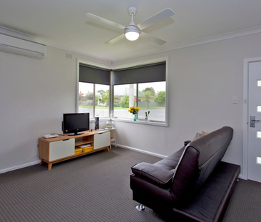 Convenient and Comfortable Living in North Albury - Photo 4