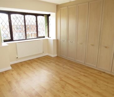 3 bedroom property to rent - Photo 3