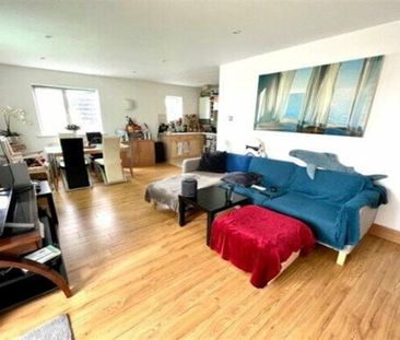 Pacific Close, SO14 - Photo 2