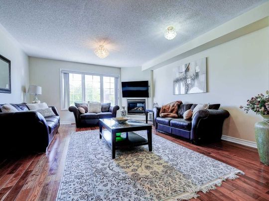 For Lease - 152 Leitchcroft Crescent, Markham, Ontario - Photo 1