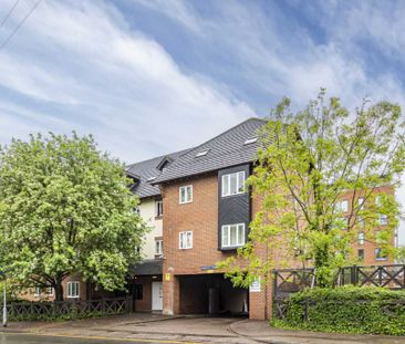 2 bed Flat for rent - Photo 6