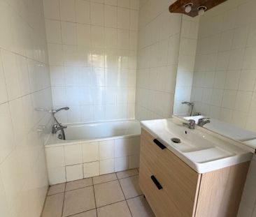 Appartement Nimes 2 piece(s) 51.52m2, - Photo 3