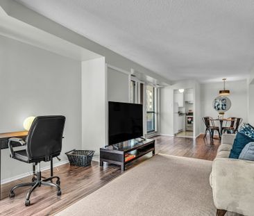 200 Bay Street - Photo 5