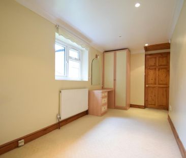 4 bedroom house - terraced - Photo 4