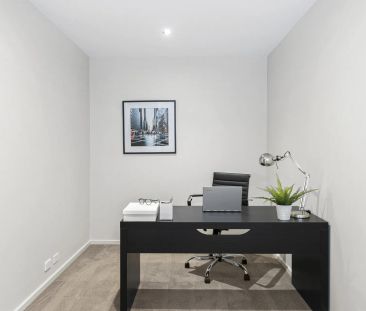 Spacious One Bedroom Plus Study Unit - Photo 4