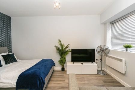 Wootton Gardens, Bournemouth - Photo 2