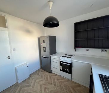 2, Adelaide Terrace, Liverpool - Photo 2