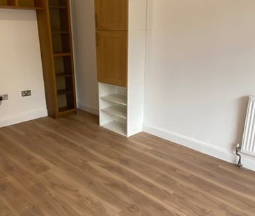 2 Bed Flat, Croydon, CR0 - Photo 1