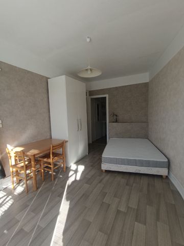 Location Appartement 1 pièce 22m² RENNES 35000 - Photo 3