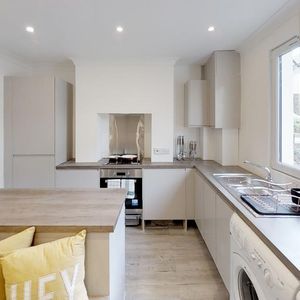 4 bedroom house share to rent - Photo 2