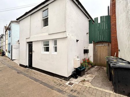 2 bedroom flat to rent - Photo 4