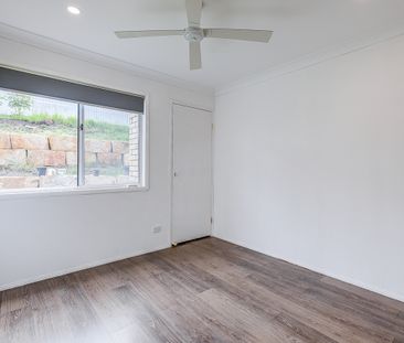 Quirky 3 Bedroom in Great Pacific Pines Location! - Photo 4