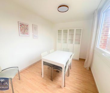 Location Appartement 3 pièces 74m² LILLE 59000 - Photo 3