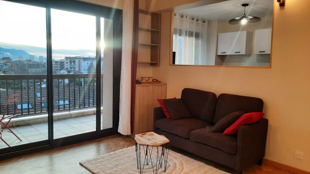 Location Appartement 1 pièce Meublé 35m² ALBERTVILLE 73200 - Photo 1