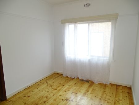 INSPECT & MOE IN NOW - Photo 4