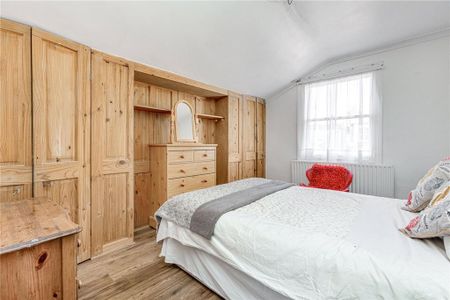 3 bedroom flat to rent - Photo 3