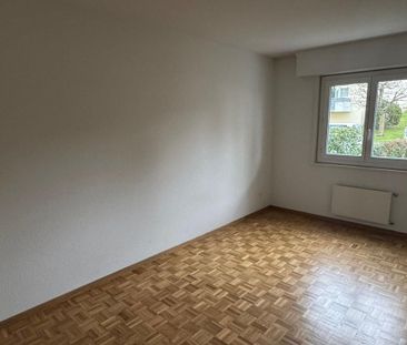 Bel appartement de 3.5 pièces avec cheminée et grand balcon avec vue - Photo 6