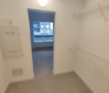 Brand New Spacious Three Bedroom in Fleetwood Village - Photo 5