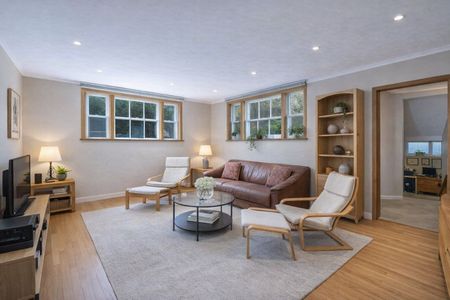 For Lease - 73 Ravensbourne Crescent, Toronto, Ontario - Photo 4