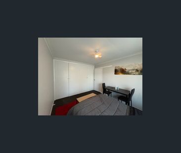 Charming Home in the Heart of Mooroopna - Photo 6