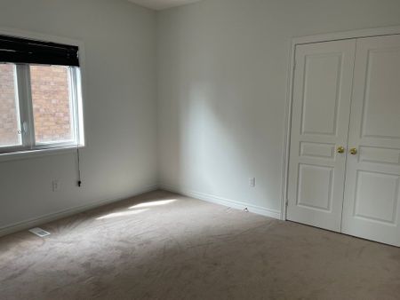 For Lease - 5343 Terry Fox Way, Mississauga, Ontario - Photo 2