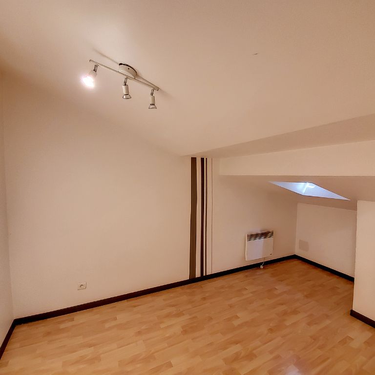 Noves : Appartement T3 avec double séjour, - Photo 1