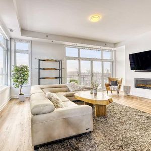 Penthouse 5 ½ adossé au golf de Saint-Lambert! 2 159 pi² - Photo 2