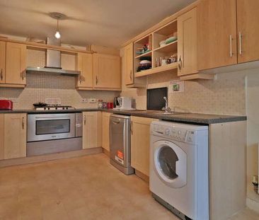 Wadsworth Court, Bedford, MK42 - Photo 5