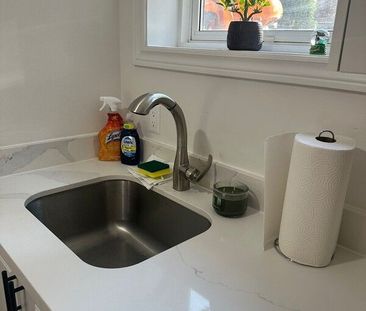 For Lease - 124 malvern Avenue Unit# 1, Toronto, Ontario - Photo 4