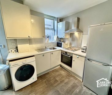 2 bedroom flat to rent - Photo 5