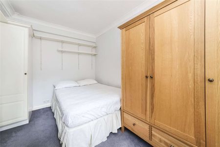 Charming 1 bedroom apartment in an incredible location being within 0.1 miles of St. James's Park station. - Photo 5