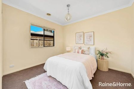 Stop Scrolling - Photo 4