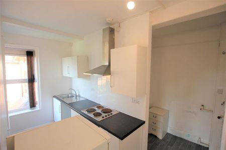 Studio to rent - Photo 5