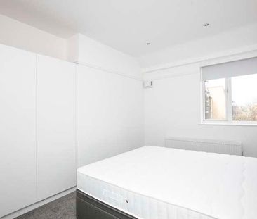 New Church Road, SE5 - Photo 3