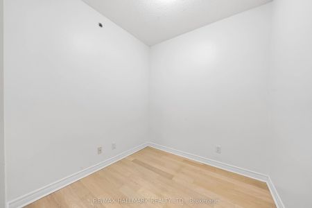2756 Old Leslie Street #602 - Photo 5