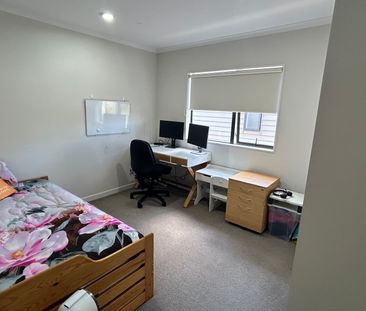 Spacious 4-Bedroom Family Home in Prime Ormiston Location - Photo 6