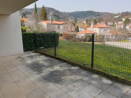 Location Appartement 3 pièces 66m² CHAMALIERES 63400 - Photo 4