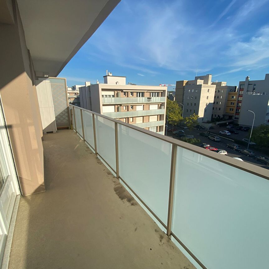 Location Appartement 2 pièces 69m² - Photo 1