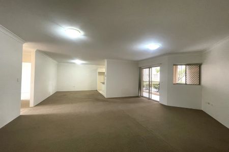 Modern 2 bedrooms unit near Rockdale Plaza - Photo 3