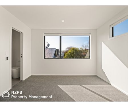 13 Charcot Court, Caversham - Photo 3